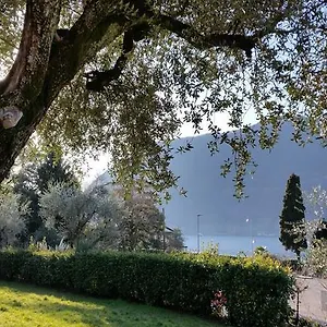 https://villa-leilani.it-lombardy.com